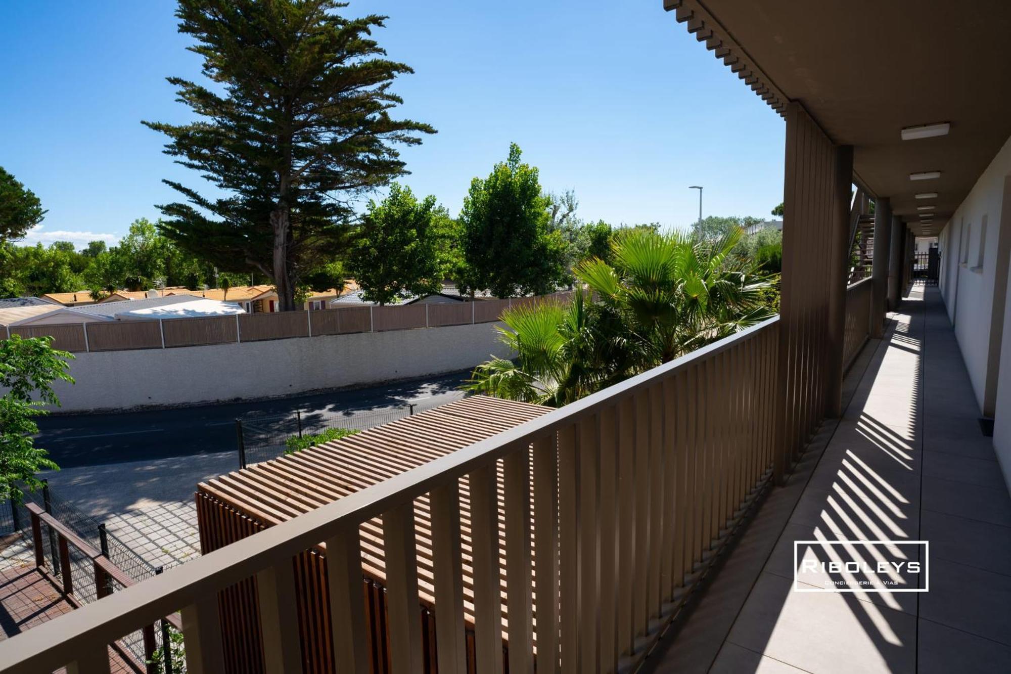 T4 Climatise Avec Piscine A 400M De La Mer Vias Exterior foto